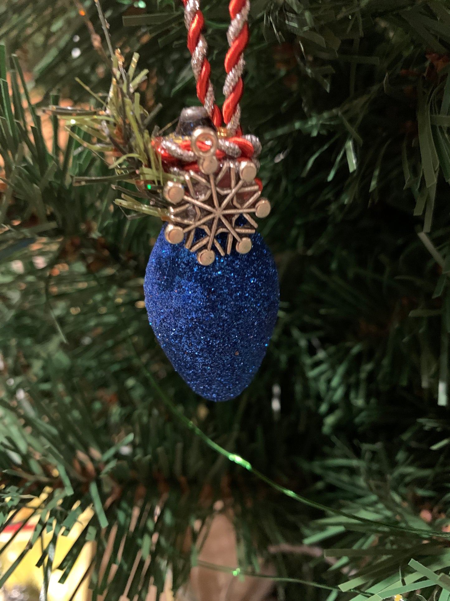 Upcycled Glitter Bulb Ornament