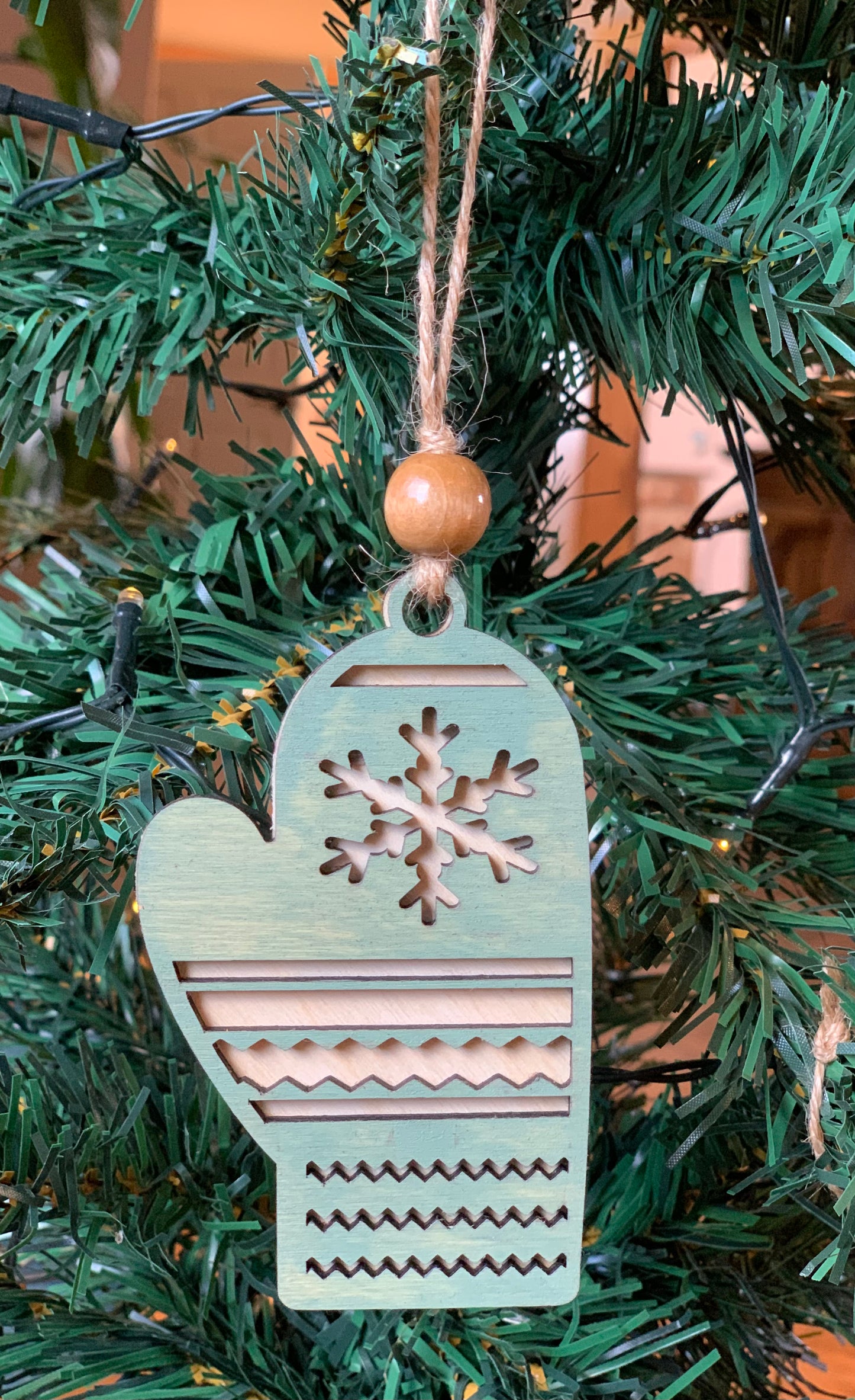 Wood Laser Cut Mitten Ornament